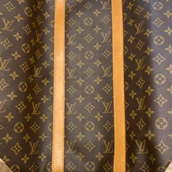 Louis Vuitton Monogram Keepall 50 - Picture 6 of 11
